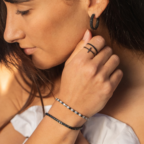 Anillo Con Cruz Negra