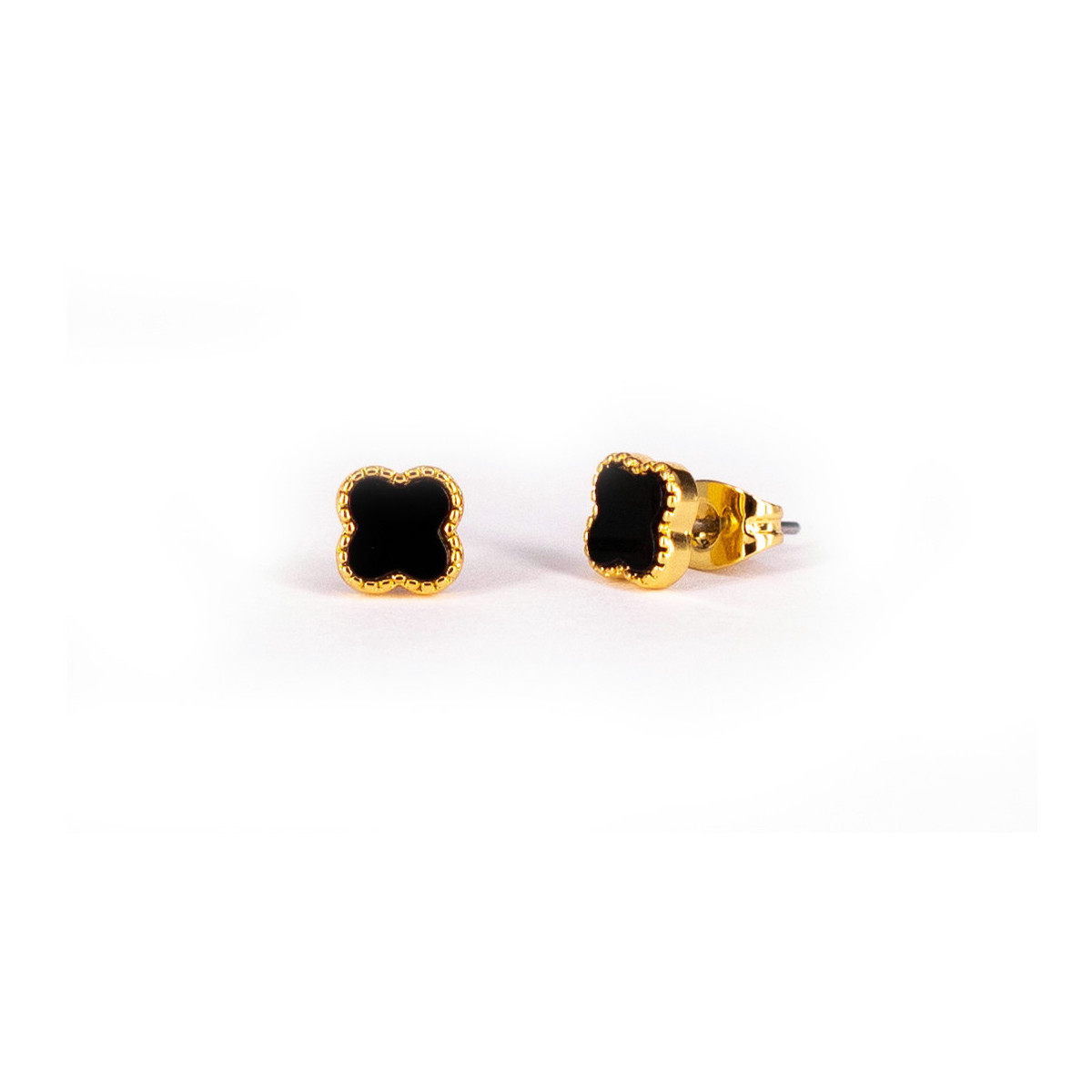 BLACK CLOVER EARRINGS