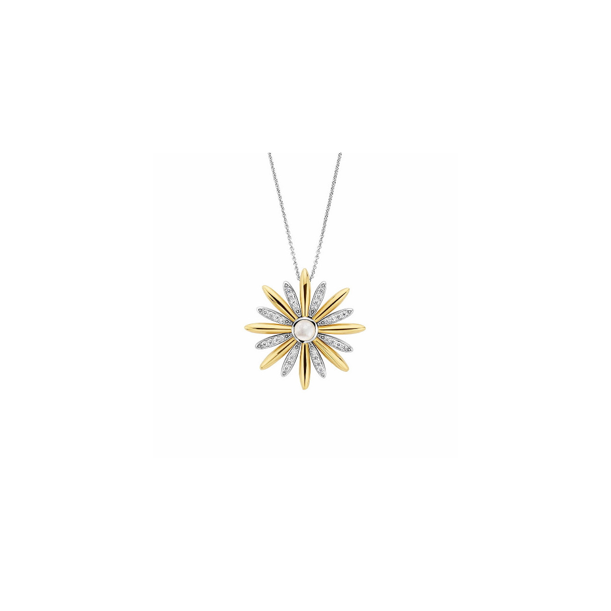 STAR WITH ZIRCONIA PENDANT