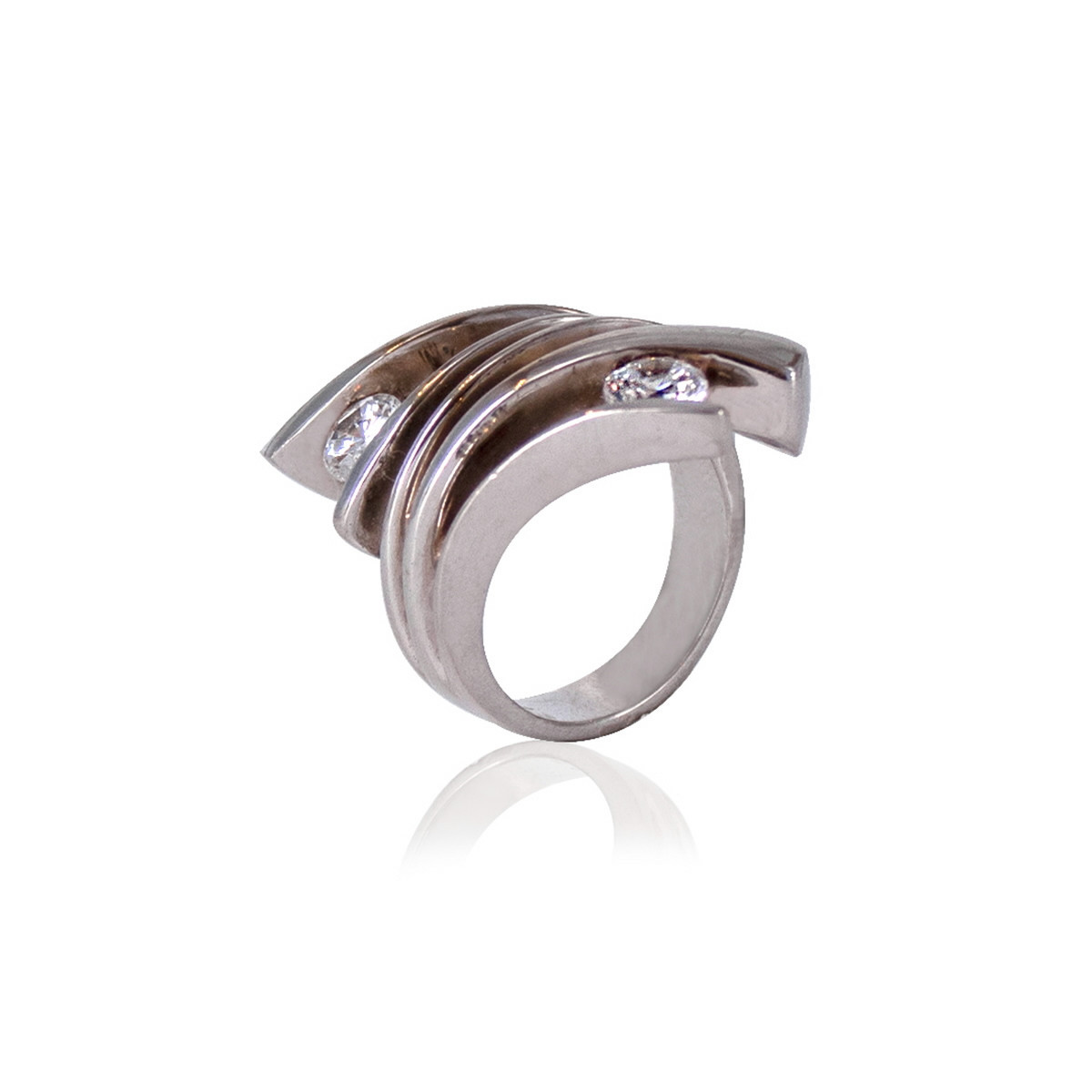 SILVER RING WITH ZIRCONIA