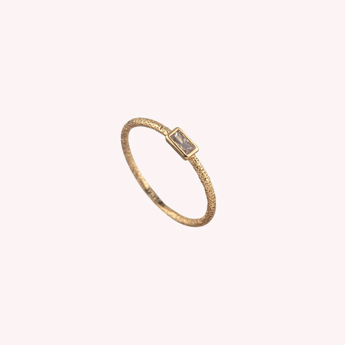 FINE CLEOPATR CRYSTAL / GOLD PLATED RING