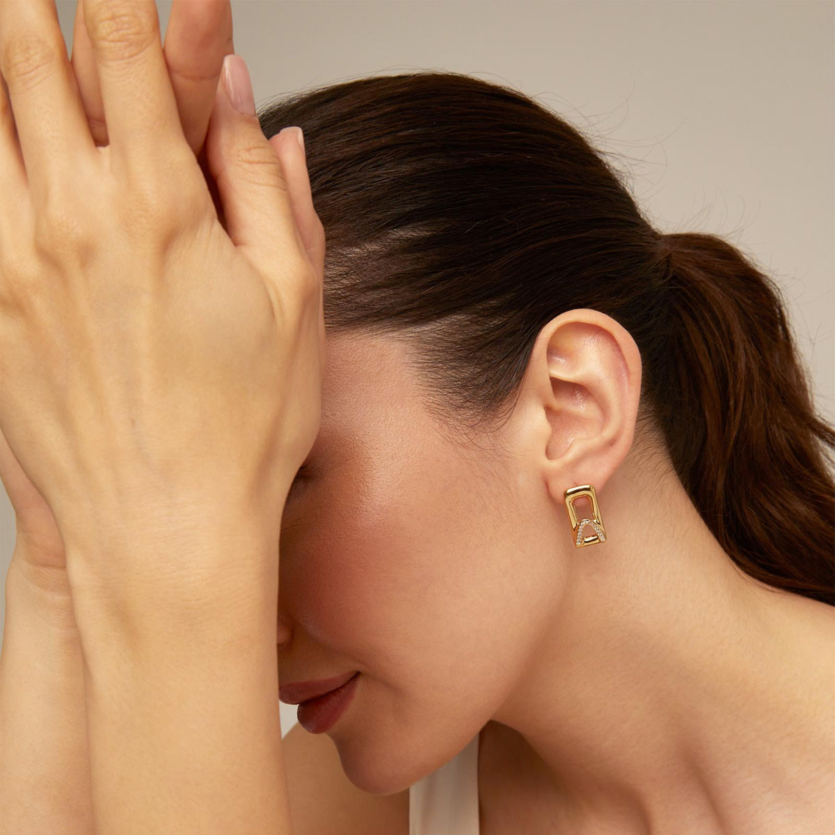STAND OUT TOPAZ EARRINGS